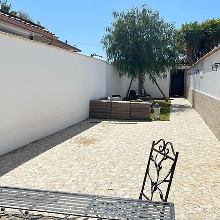 Casa Vacanza Fiera Di Roma Ponte Galeria Esterno foto