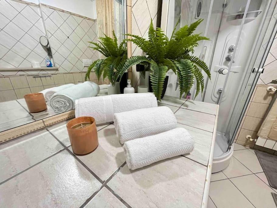 Casa Vacanza Fiera Di Roma Ponte Galeria Esterno foto